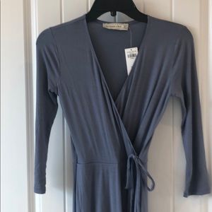 Abercrombie XS new with tags grey/light blue dress
